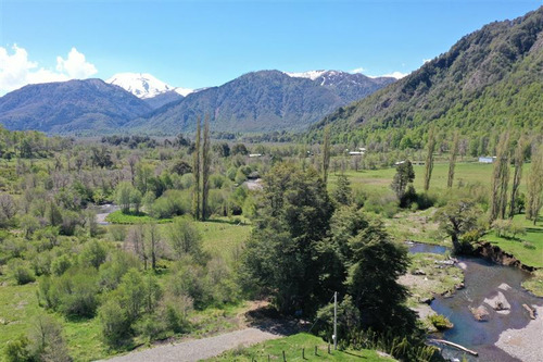 Terreno 7.000 M2 Orilla De Río, Caracoles, Malalcahuello