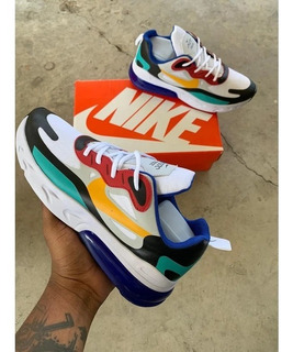 tênis nike colorido