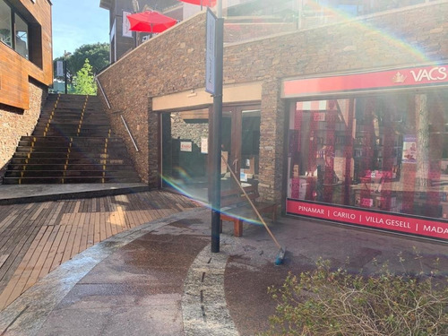Imagen 3 de 14 de Local Comercial Galeria Cilene