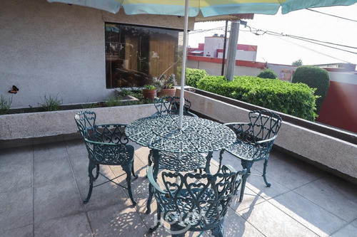 Casa En Lomas De San Mateo, Naucalpan De Juárez Con 3 Habitaciones