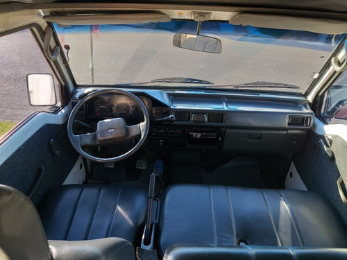 Mitsubishi L300
