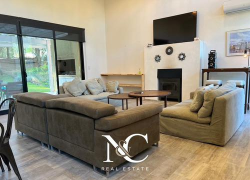 Casa En Venta En Costa Esmeralda