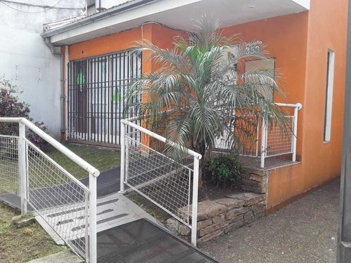 Imagen 1 de 5 de Casa En Venta En Ramos Mejía