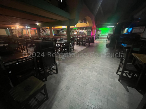 Libertador Local Funciona Restaurant Discoteca En Alquiler Equipada , Con Facilidad Para Estacionar  Y Seguridad La 24 Horas