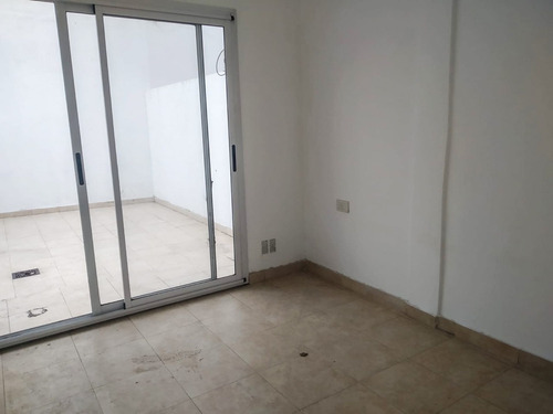 Imagen 4 de 10 de Venta Depto Monoamb. Con Patio. Nuevo. Avellaneda