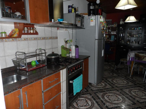 Imagen 5 de 12 de Casa 4 Ambientes - Dto Independiente - Cochera - Villa Tesei