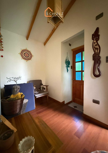 Casa Con Dojo En Sector Sur Poniente (94136)
