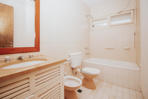 Excepcional Casa En Venta En La Ciudad De Concordia