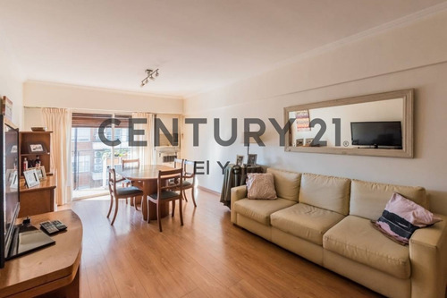 Imagen 8 de 30 de Venta 4 Amb Al Frente-semipiso-excelente Ubicación-belgrano-retasado!