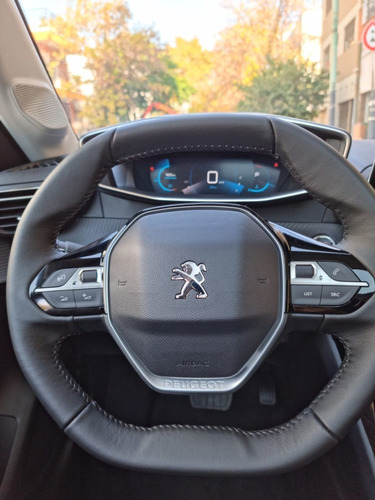 Imagen 10 de 15 de Peugeot 208 1.6 Allure Tiptronic