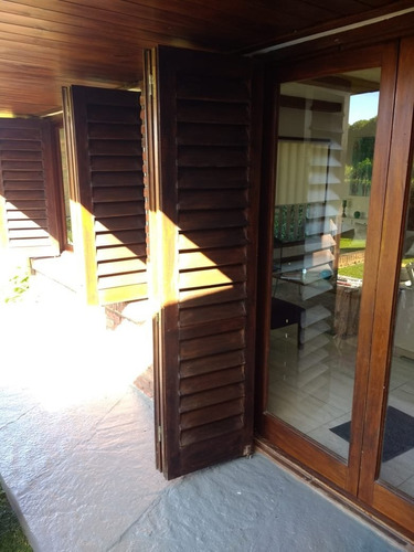 Imagen 29 de 30 de Excelente Chalet 3 Amb Con Departamento 2 Amb Para Huéspedes Y Piscina (1500m2)