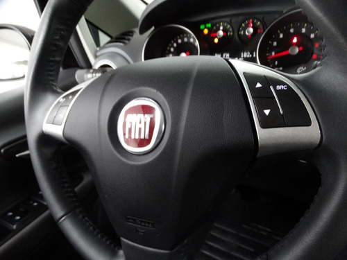 Fiat Punto 1.6 16v Essence Flex 5p