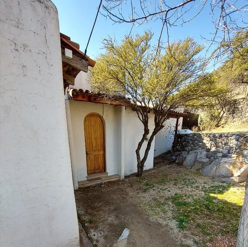 Se Vende Parcela Con 2 Casas En Pirque
