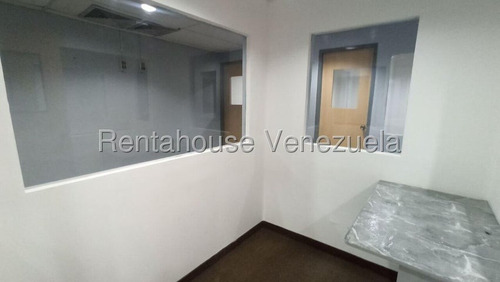 Jean Pavon Tiene Excelente Casa Local Comercial En Alquiler En El Este De Barquisimeto Lara 1 8 0 9 3