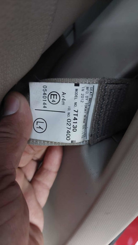 Imagen 10 de 12 de Toyota Sienta Automática