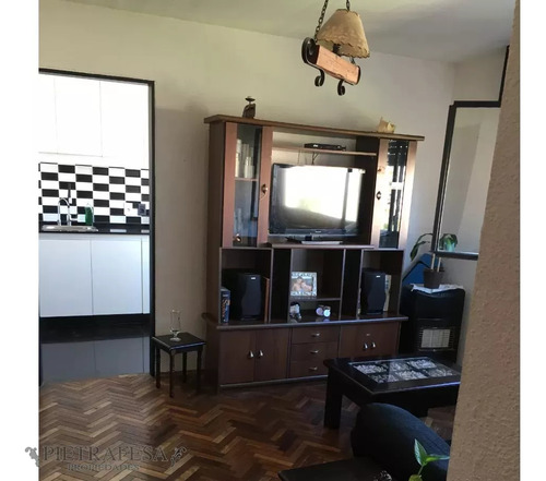 Apartamento En Venta, 4 Dormitorios 2 Baños-parque Posadas-prado