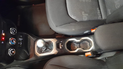 Jeep Renegade 1.8 Sport