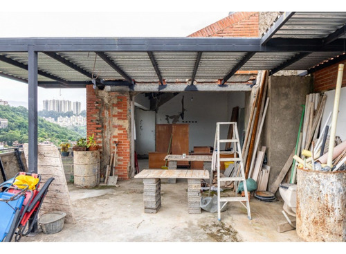 En Venta Apto 280 Mts Con Terraza Las Mesetas De Santa Rosa