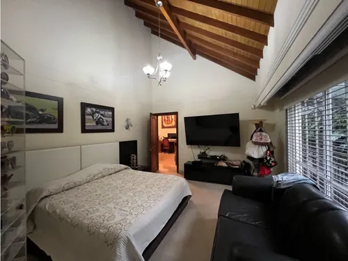 Casa Amoblada En Arriendo Poblado San Lucas