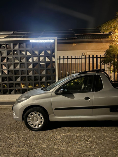 Peugeot Hoggar 1.4 Xr Flex 2p