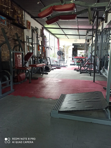 Presupuestos Máquinas Equipos Musculación Gimnasios Pesas
