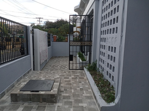 Imagen 7 de 24 de Venta Casa Urbanización Máximo Gómez Santo Domingo Norte