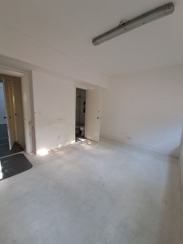Imagen 4 de 8 de Oficinas A La Venta En El Centro