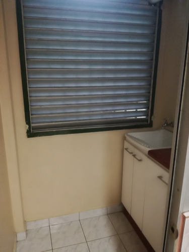 Venta Dpto Quinta Normal 3d/ 1b / Estacionamiento