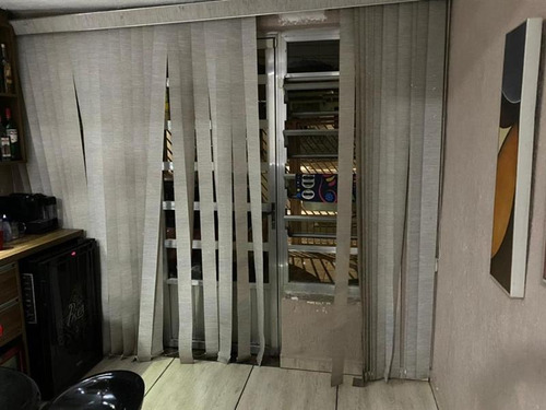 Ótima Casa Para Locação. 210 M², 3 Dormitórios Sendo 1 Suíte E 2 Vagas De Garagem. - 14479