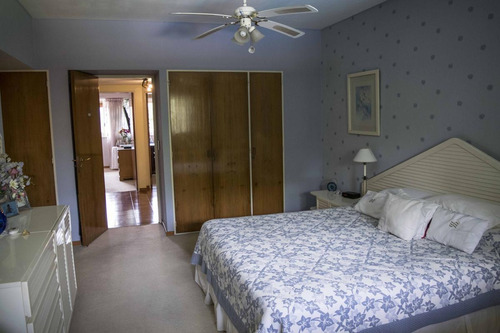 Imagen 10 de 30 de Casa En Venta De 8 Ambientes Martinez