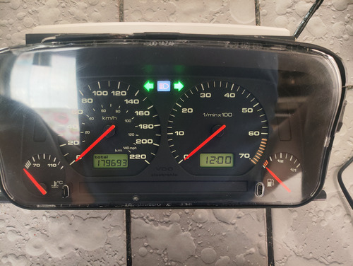 Velocímetro, Cluster Jetta A3 Negro (Usado)