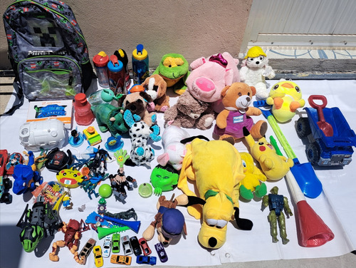 Lote Pequeño De Juguetes (Usado)