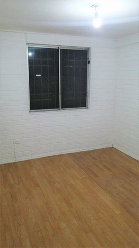 Casa En Venta De 3 Dorm. En Maipú