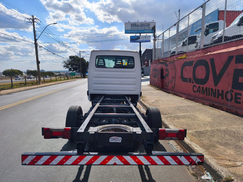 Iveco Daily 35s14 Ano 2013 Chassi - Covelp Americana