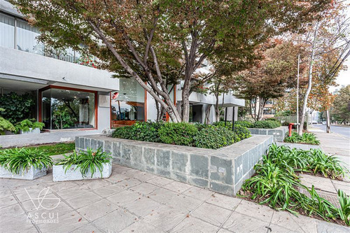 Departamento En Venta De 3 Dorm. 3b En Las Condes