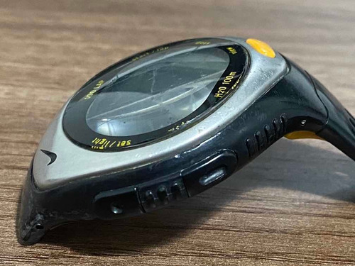 Nike Wr 0127 Quartz Digital Func S/ Pulseira Leia 01445