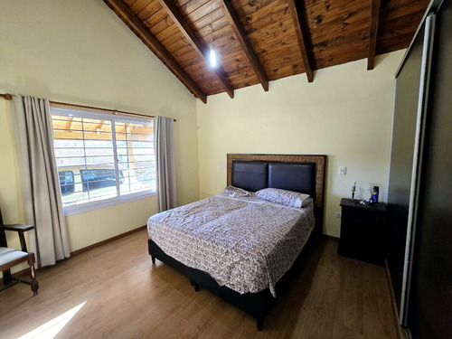 Venta: Casa - 2 Dormitorios 2 Baños - Patio Pileta - Ideal Fin De Semana - Villa Carlos Paz