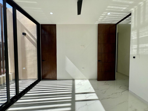Casa En Venta En Privada Tamara