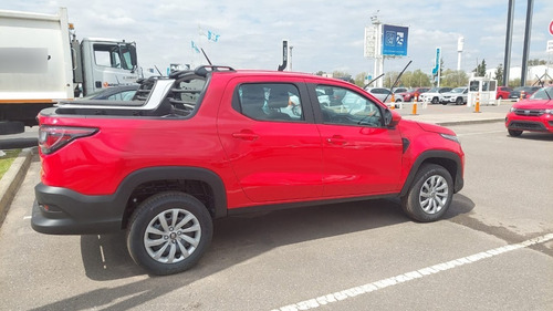 Imagen 3 de 18 de Fiat Strada Cabina Doble 1.4 Ep