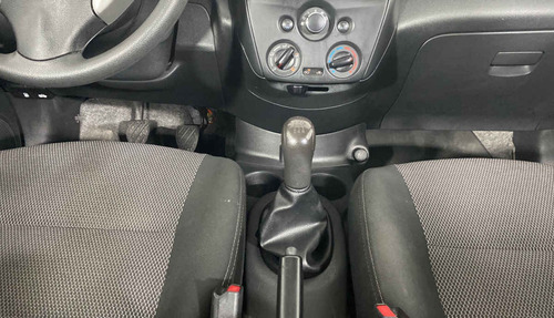 Imagen 15 de 15 de 119782 - Nissan Versa 2017 Con Garantía