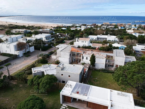 Pueblo De Jose Ignacio Casa En Venta