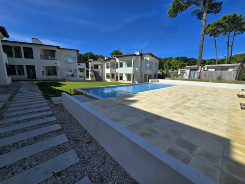 Alquiler Pinamar 2 Amb.c/ Parrilla + Piscina, Temporada 2026