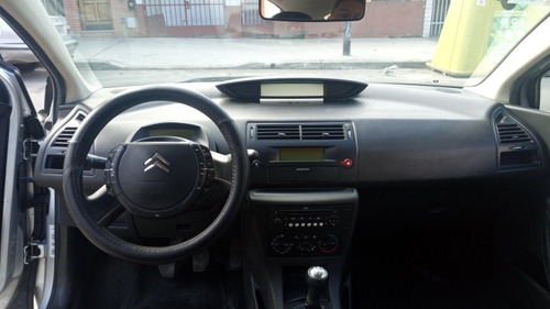 Imagen 2 de 7 de Citroën C4 2011 1.6 X Am71