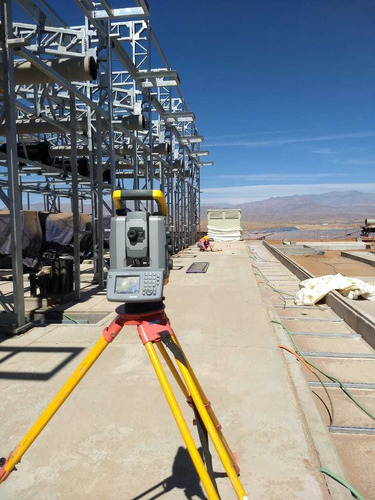 Imagen 8 de 10 de Servicio Alquiler Equipos Topografía Gps Rtk Estación Total