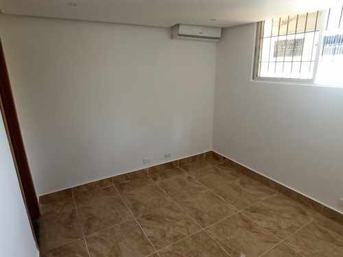 Imagen 9 de 19 de Acogedor Apartamento Ubicado En La Julia Entre Abraham Lincoln Y Alma Mater Sector La Julia -aires Acondicionados Inverter Ultima Generación En Cada Área.
