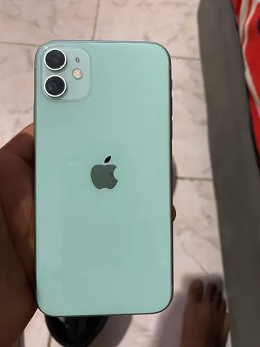 Apple iPhone 11 (64 Gb) - Verde (Usado)