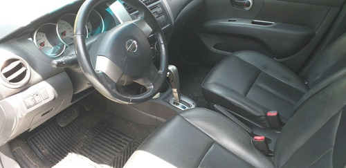 Nissan Livina 1.8 Flex Automática Impecável