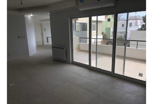 Imagen 23 de 29 de Exc Chalet A Estrenar Con Detalles De Categoria.