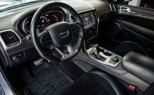 Imagen 8 de 16 de Jeep Grand Cherokee 6.4 Srt Atx 465hp At