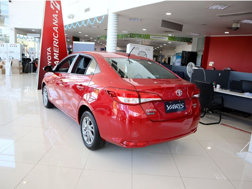 Imagen 3 de 15 de Yaris 4p Xls Pack 1.5 Cvt 2023 - Pronto A Llegar